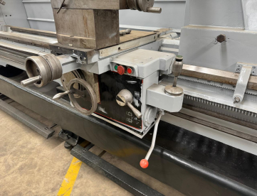 Foto: TORNO MECÂNICO  - CLEVER - MODELO L30120A - 800 x 3000 MM