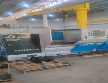 Foto: TORNO CNC - ROMI - CENTUR 45A - 850 x 5.000 MM - GANG - CONTRA PONTO HIDRÁULICO