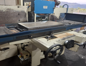Foto: RETIFICA PLANA - KENT - MODELO KSG-84AHD - 920 X 450 - ANO 2008