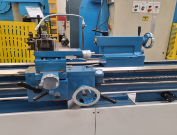 Foto: TORNO MECÂNICO ROMI I-30A - 515MM X 2000MM