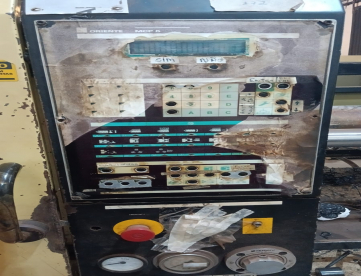 Foto: INJETORA DE PLÁSTICOS ORIENTE IHP 1800 H 750 ANO 1995