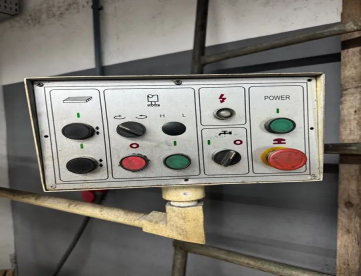 Foto: FRESADORA FERRAMENTARIA - MILLMASTER