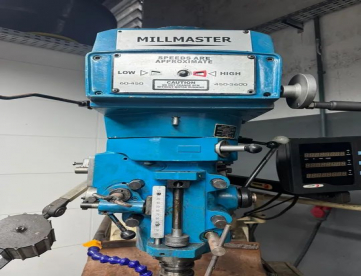 Foto: FRESADORA FERRAMENTARIA - MILLMASTER