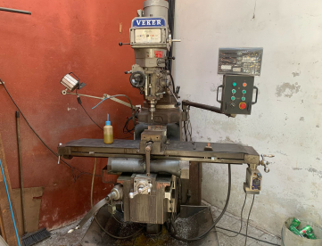 Foto: LOTE TORNO E FRESA - TORNO NARDINI ND220 AE - FRESA VK-430P