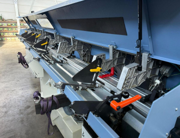 Foto: TORNO CNC AUTOMÁTICO DE CABEÇOTE MOVEL - STAR SR20R -COM ALIMENTADOR DE BARRAS - ANO 2008