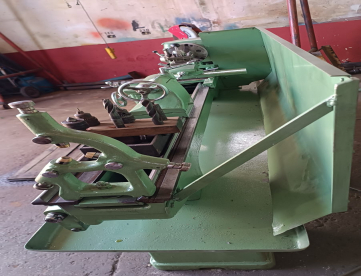 Foto: TORNO MECÂNICO ROMI NTPN - 420MM X 1500MM