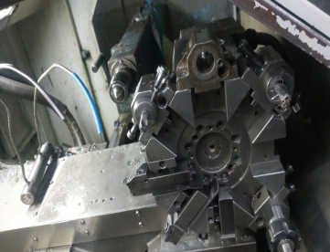 Foto: TORNO CNC ROMI CENTUR 30D - 430X1000MM - ANO 2004