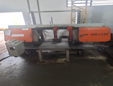 Foto: LOTE DE SERRAS DE GRANDE PORTE - EMPRESA VENDE TUDO