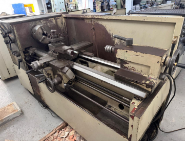 Foto: TORNO MECÂNICO ROMI I30 - 500MM X 1500MM