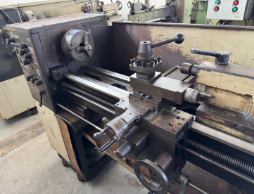 Foto: TORNO MECÃNICO - ROMI - I20 - BARRAMENTO 550 X 325