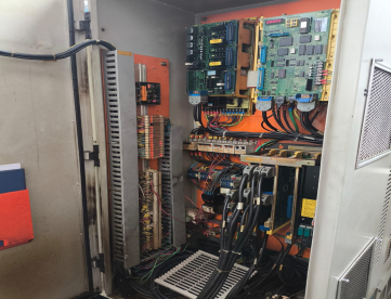 Foto: TORNO CNC ROMI - COSMOS 10U - ANO 1994 - 420 x 400mm
