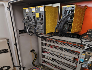 Foto: CENTRO DE TORNEAMENTO DAEWOO PUMA 160 - GANG - COMANDO FANUC