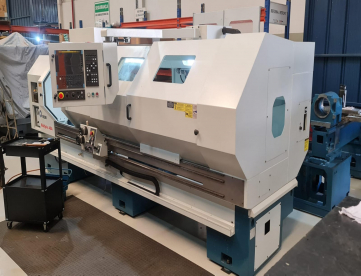 Foto: TORNO CNC - ROMI - CENTUR 40A - 685MM X 3000MM - RETROFITADO EM 2025 - ÁRVORE DE 160MM