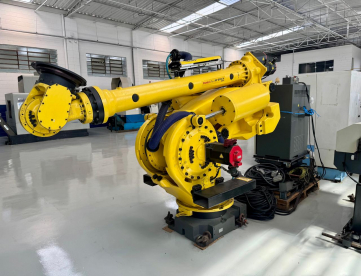 Foto: ROBÔ 6 EIXOS - FANUC - M900iA 400L - ANO 2019