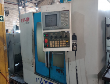 Foto: ​​​​​​​CENTRO DE USINAGEM VERTICAL - MAXMILL - QMC850 - ANO 2005 - 850 x 550 x 550 MM