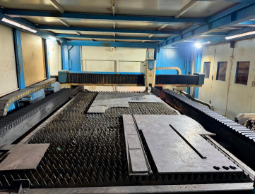 Foto: MÁQUINA DE CORTE LASER - FIBER - GASPARINI - LG 4020 - 3000W - ANO 2019 - COM 4º EIXO (CORTE TUBO)