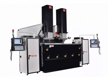 Foto: ELETROEROSÃO PENETRAÇÃO CNC MAXSEE P189 - DUPLO CABEÇOTE