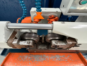 Foto: LAMINADORA DE ROSCAS - CAVOUR - TL 7/ E60 - ANO 2022 - 7 TONELADAS