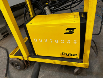 Foto: MÁQUINA DE SOLDA - ESAB - AB MIG 4004i Pulse