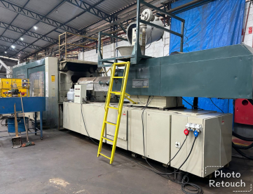 Foto: INJETORA DE PLÁSTICOS - ROMI - PRIMAX 800R - ANO 1999 - 800 TONELADAS