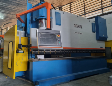 Foto: DOBRADEIRA HIDRAULICA CNC - NEWTON - PSH-35040 - ANO 2012 - 350T X 4050 MM
