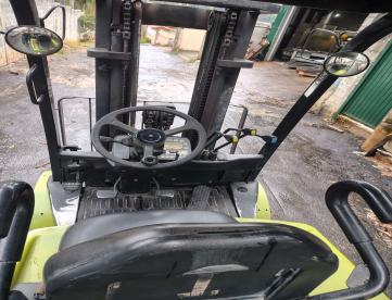 Foto: EMPILHADEIRA - CLARCK - 2,5TON