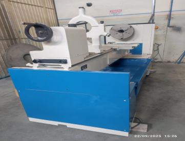 Foto: TORNO MECÂNICO - ROMI - S30B - 660 x 2200MM - 860MM NA CAVA