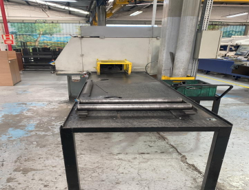 Foto: SERRA DE DISCO AUTOMÁTICA - MEP - 372 CNC LR - CORTE DE TUBOS E PERFIS - CAPACIDADE 120MM