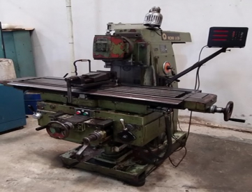 Foto: FRESADORA UNIVERSAL - ROMI - U30 - 800 x 300 x 600 MM