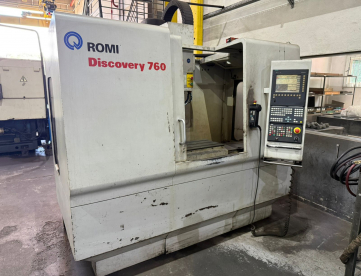 CENTRO DE USINAGEM - ROMI - DISCOVERY 760 - 760 x 406 x 508 - ANO 2004