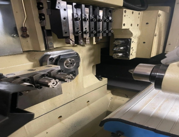 Foto: TORNO AUTOMÁTICO DE CABEÇOTE MOVEL - STAR - SR16 - ANO 1996