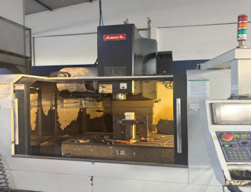 Foto: CENTRO DE USINAGEM VERTICAL - AWEA  - AF1060 - ANO 2013 - 1060 x 600 x 600 MM