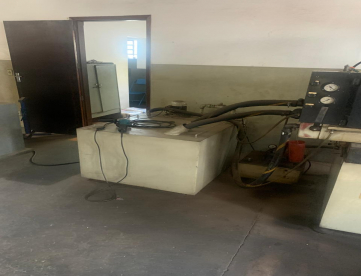 Foto: ELETROEROSAO DE PENETRAÇAO - ENGESPARK - EDM 700 -360 X 230 X360 -ANO 1989