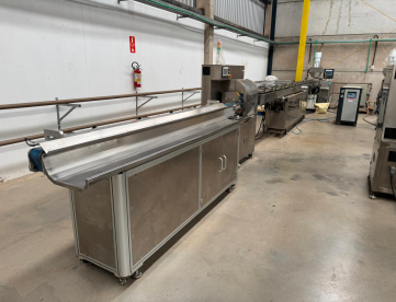 Foto: EXTRUSORA DE TUBOS E PERFIS - SAN EXTRUDER - MODELO 55x28D - ANO 2019 - LINHA COMPLETA