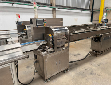 Foto: EXTRUSORA DE TUBOS E PERFIS - SAN EXTRUDER - MODELO 55x28D - ANO 2019 - LINHA COMPLETA