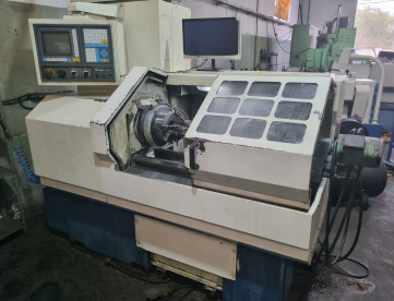 TORNO CNC ROMI - CENTUR 30D - GANG TOOLS - 430 X 500MM - ANO 2004