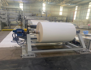 Foto: APLICADORA DE RESINA BARREIRA SOBRE PAPEL - COATER - EM OPERAÇÃO - MONTADA EM  2025