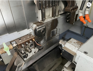 Foto: TORNO AUTOMÁTICO CNC DE CABEÇOTE MOVEL - STAR - SR20 R - COM ALIMENTADOR DE BARRAS - ANO 2003