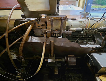 Foto: TORNO AUTOMÁTICO - ESCOMATIC - D6SR - COM ALIMENTAÇÃO POR  ARAMES