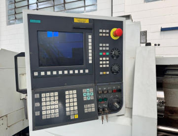 Foto: TORNO CNC- ROMI - CENTUR 35D - ANO 2011 - 520 x 1500mm - SEMINOVO - PLACA HIDRÁULICA