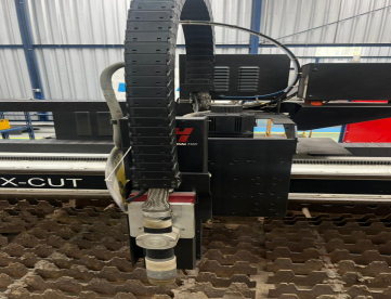 Foto: MÁQUINA DE CORTE A PLASMA CNC - OXIPIRA - MASTER 40  ANO 2012 3000X5000MM