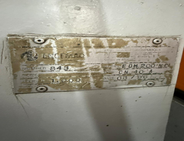 Foto: ELETROEROSÃO PENETRAÇÃO - ENGEMAQ - EDM 220NC - ANO 1996