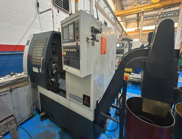 CENTRO DE TORNEAMENTO CNC ALEX TECH (TAIWAN) VT-23 - 410MM X 600MM - FANUC - ANO 2011