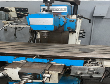 Foto: FRESADORA FERRAMENTEIRA - CLEVER - 4VS - ISO 40