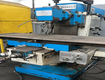 Foto: FRESADORA FERRAMENTEIRA - CLEVER - 4VS - ISO 40