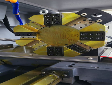 TORNO CNC BARRAMENTO PARALELO CK6150 / 1500mm SIEMENS 808D