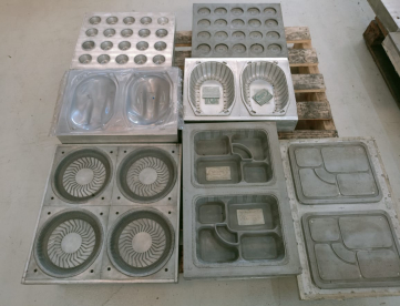 Foto: MAQUINA DE VACCUM FORMING -MUITO CONSERVADA -DISPONIVEL PRA TESTES