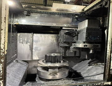 Foto: TORNO CNC VERTICAL - PITTLER - PV250 - ANO 2010 - TORNEÁVEL 300 MM