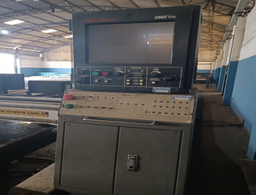 Foto: MÁQUINA DE CORTE PLASMA - OXIPIRA - MASTER 35 - ANO 2010 - FONTE HPR260 XD - MESA 3.000 x 12.000 MM