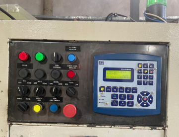 Foto: SOPRADORA DE PLÁSTICOS - BATTENFELD PUGLIESE - BPS-2 - ANO 1996 -  2L RETROFITADA